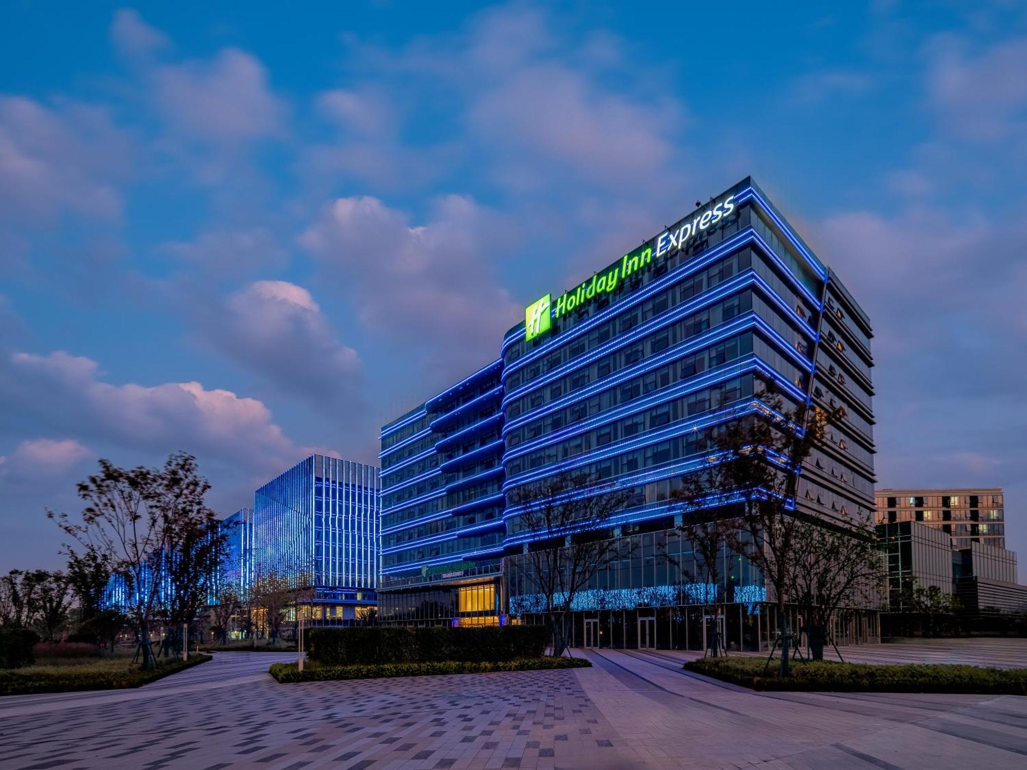 Holiday Inn Express Hangzhou Airport By Ihg Exterior photo